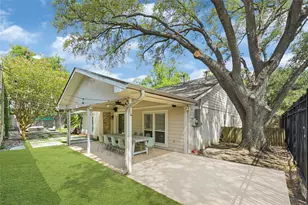 9147 Penn Manor Ct, Houston, TX 77055 - Photo 35