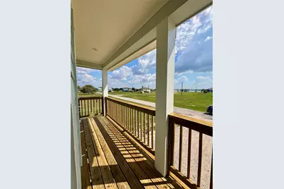 638 Swallow Drive, Palacios, TX 77465 - Photo 11