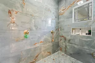 1703 Broadway St, Galveston, TX 77550 - Photo 29