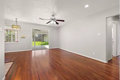 10319 Collingswood Road, La Porte, TX 77571 - Photo 13