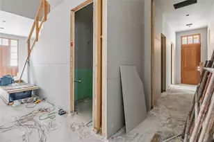 10 Courtlandt Pl, Houston, TX 77006 - Photo 21