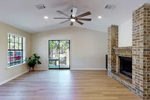 616 San Mario Ct, College Station, TX 77845 - Photo 5