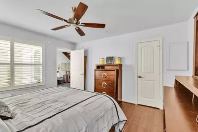 34 April Point Drive S, Conroe, TX 77356 - Photo 5