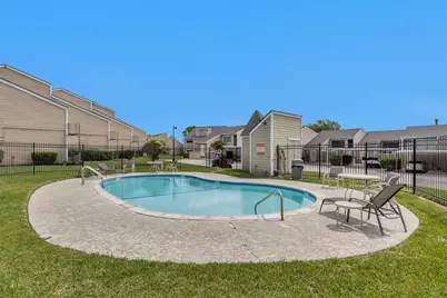 34 April Point Drive S, Conroe, TX 77356 - Photo 31