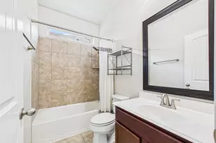 2135 Llerena Ln, League City, TX 77573 - Photo 33