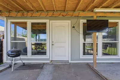 437 E 2nd Street, Deer Park, TX 77536 - Photo 15