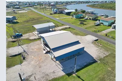 663 Blue Water Boulevard, Sargent, TX 77414 - Photo 17