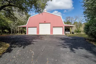 329 Burwell Road, Highlands, TX 77562 - Photo 9
