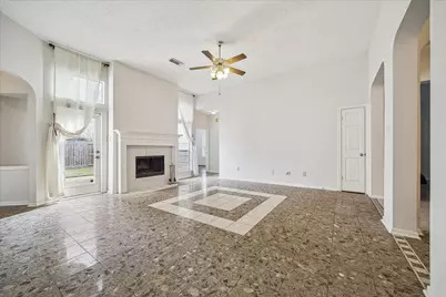 119 Lissa Lane, Sugar Land, TX 77479 - Photo 5