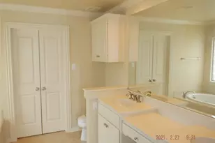 1903 Spring Cedar Ln, Houston, TX 77077 - Photo 17