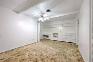 302 Baumgarten St, Schulenburg, TX 78956 - Photo 13