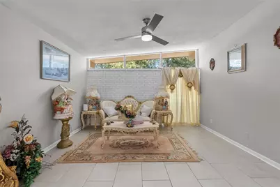 4914 Goose Creek Drive, Baytown, TX 77521 - Photo 9