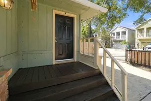 2804 Arlington St, Houston, TX 77008 - Photo 3