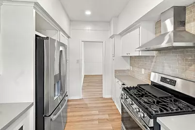 2804 Arlington Street, Houston, TX 77008 - Photo 9