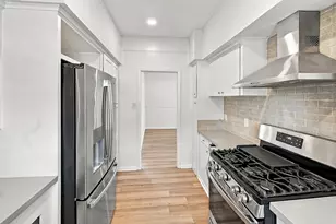 2804 Arlington St, Houston, TX 77008 - Photo 9