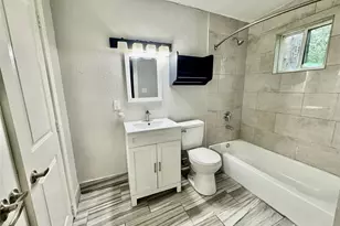 6705 Fairway Dr, Houston, TX 77087 - Photo 5