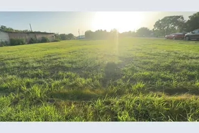 301 21st Street, Dickinson, TX 77539 - Photo 5