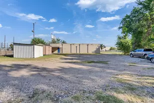 151 West Road, Houston, TX 77037 - Photo 33