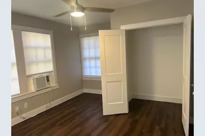 2424 Avenue 0 1/2 Street #2, Galveston, TX 77550 - Photo 9