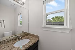 4827 Hardy St, Houston, TX 77009 - Photo 11