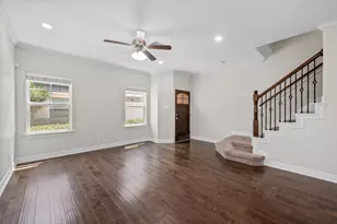 4827 Hardy St, Houston, TX 77009 - Photo 3