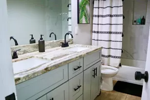5007 Briscoe St, Houston, TX 77033 - Photo 11