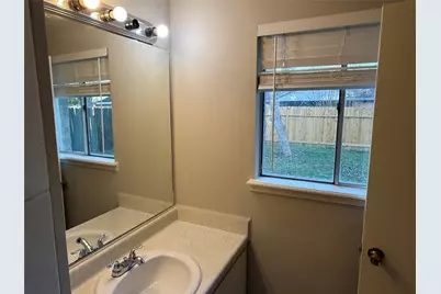 11735 N Willowdale Circle, Houston, TX 77071 - Photo 15