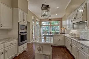 46 N Copperknoll Cir, The Woodlands, TX 77381 - Photo 13