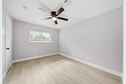 5347 Castlecreek Lane, Houston, TX 77053 - Photo 15