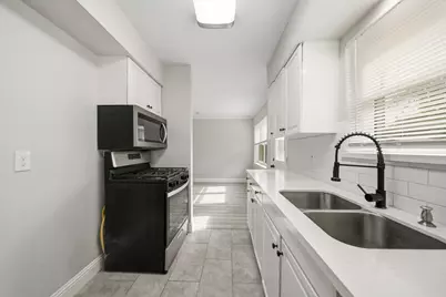 5347 Castlecreek Lane, Houston, TX 77053 - Photo 11