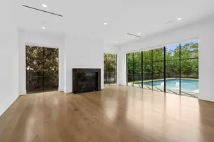 337 Folwell Ln, Houston, TX 77024 - Photo 11