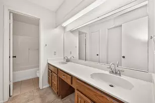 6138 Gallant Forest Dr, Houston, TX 77088 - Photo 19