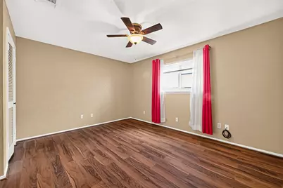 6138 Gallant Forest Drive, Houston, TX 77088 - Photo 29