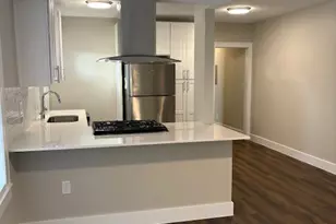 2424 Ave 0 1/2 St, Galveston, TX 77550 - Photo 3