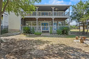 854 Lakebreeze Dr, Canyon Lake, TX 78133 - Photo 21
