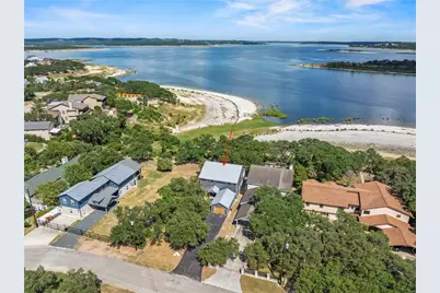854 Lakebreeze Drive, Canyon Lake, TX 78133 - Photo 23