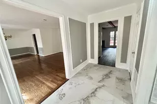 10010 Burgoyne Rd, Houston, TX 77042 - Photo 21