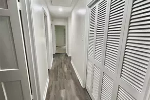 10010 Burgoyne Rd, Houston, TX 77042 - Photo 29