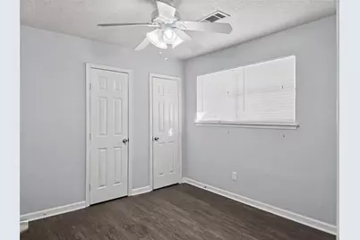 9119 Glenbury Drive, Houston, TX 77037 - Photo 13