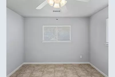 9119 Glenbury Drive, Houston, TX 77037 - Photo 9