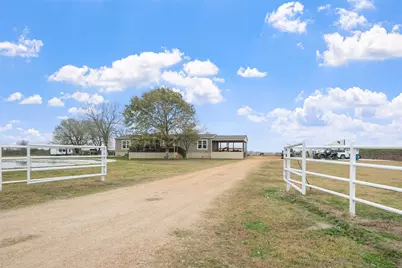 1722 County Road 248, Lissie, TX 77454 - Photo 31