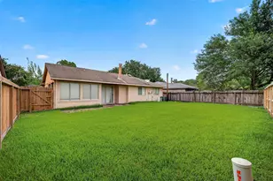3010 Becket St, Pearland, TX 77584 - Photo 29