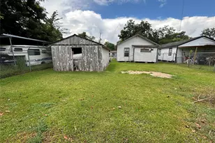 10612 Exeter St, Houston, TX 77093 - Photo 5