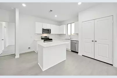 414 Point Nemo Street, Crosby, TX 77532 - Photo 11