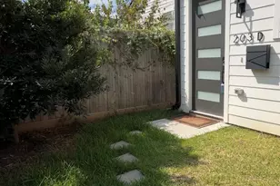 203 Danna Ln, Houston, TX 77009 - Photo 19
