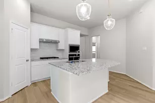 235 Navasota Narrows Wy, Conroe, TX 77304 - Photo 5