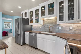 808 Pinata Dr, Crystal Beach, TX 77650 - Photo 19