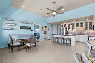 808 Pinata Dr, Crystal Beach, TX 77650 - Photo 11
