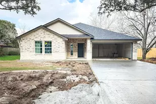 1432 Camellia St, Sweeny, TX 77480 - Photo 1