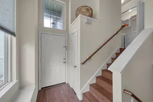 106 N Walden Elms Cir, The Woodlands, TX 77382 - Photo 5